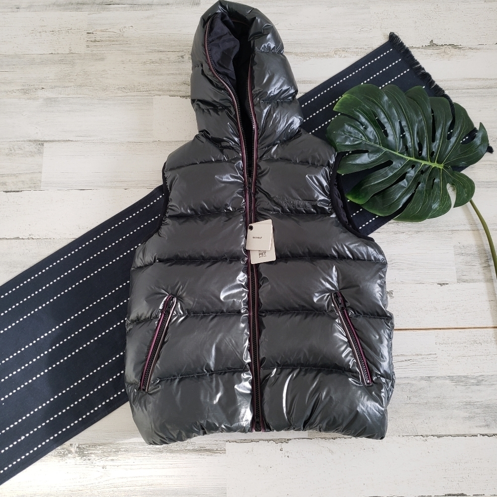 Ecoalf Lake City Down Vest Deep Forest Green NWT Size Medium